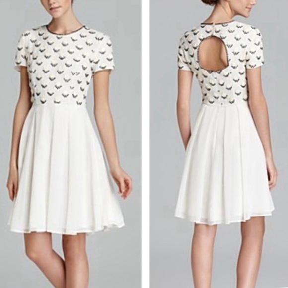 French Connection Dresses & Skirts - French Connection Off White Short Sleeve Beaded Bodice Dress Women’s Size 8